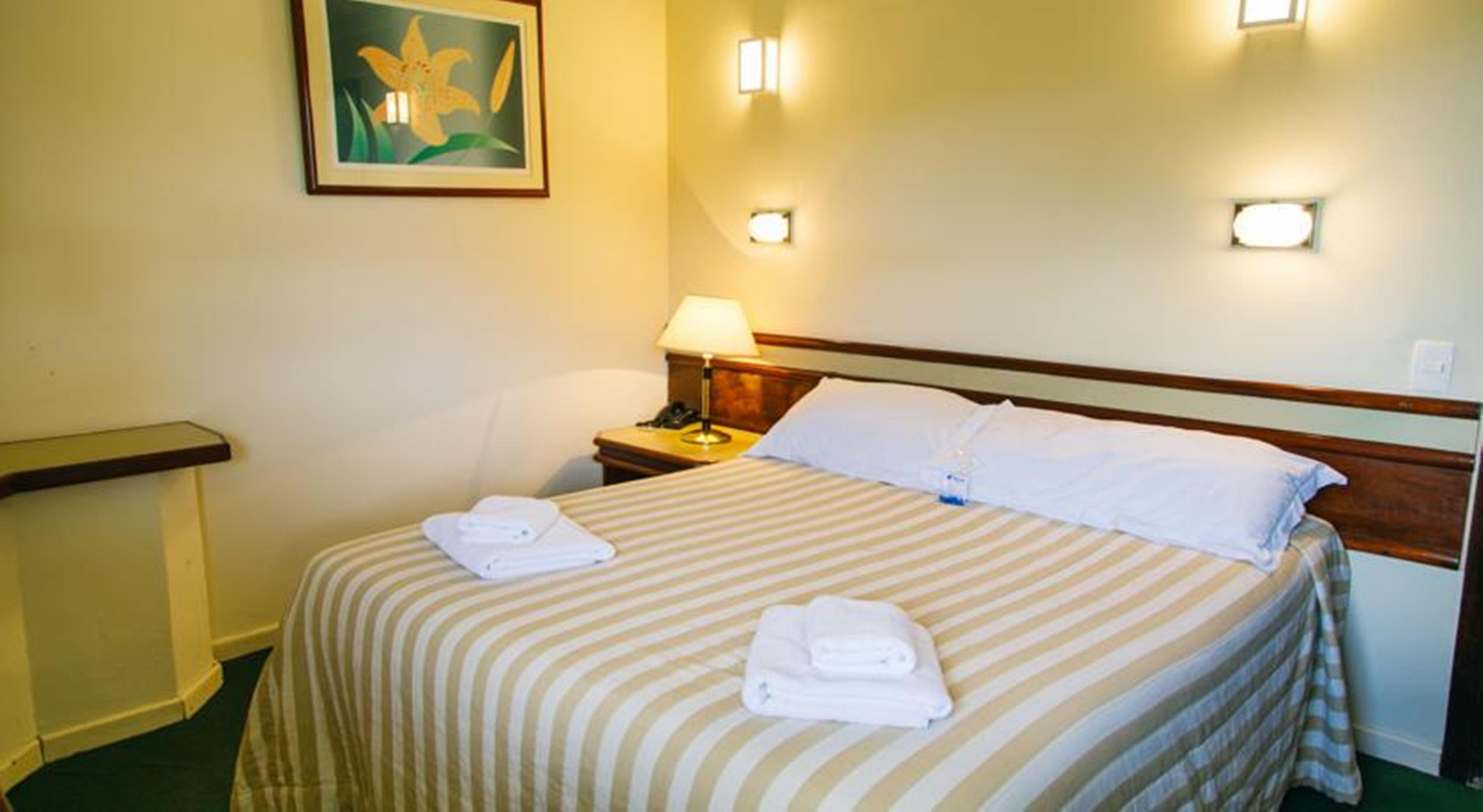 Plaza Week Hotel 2*