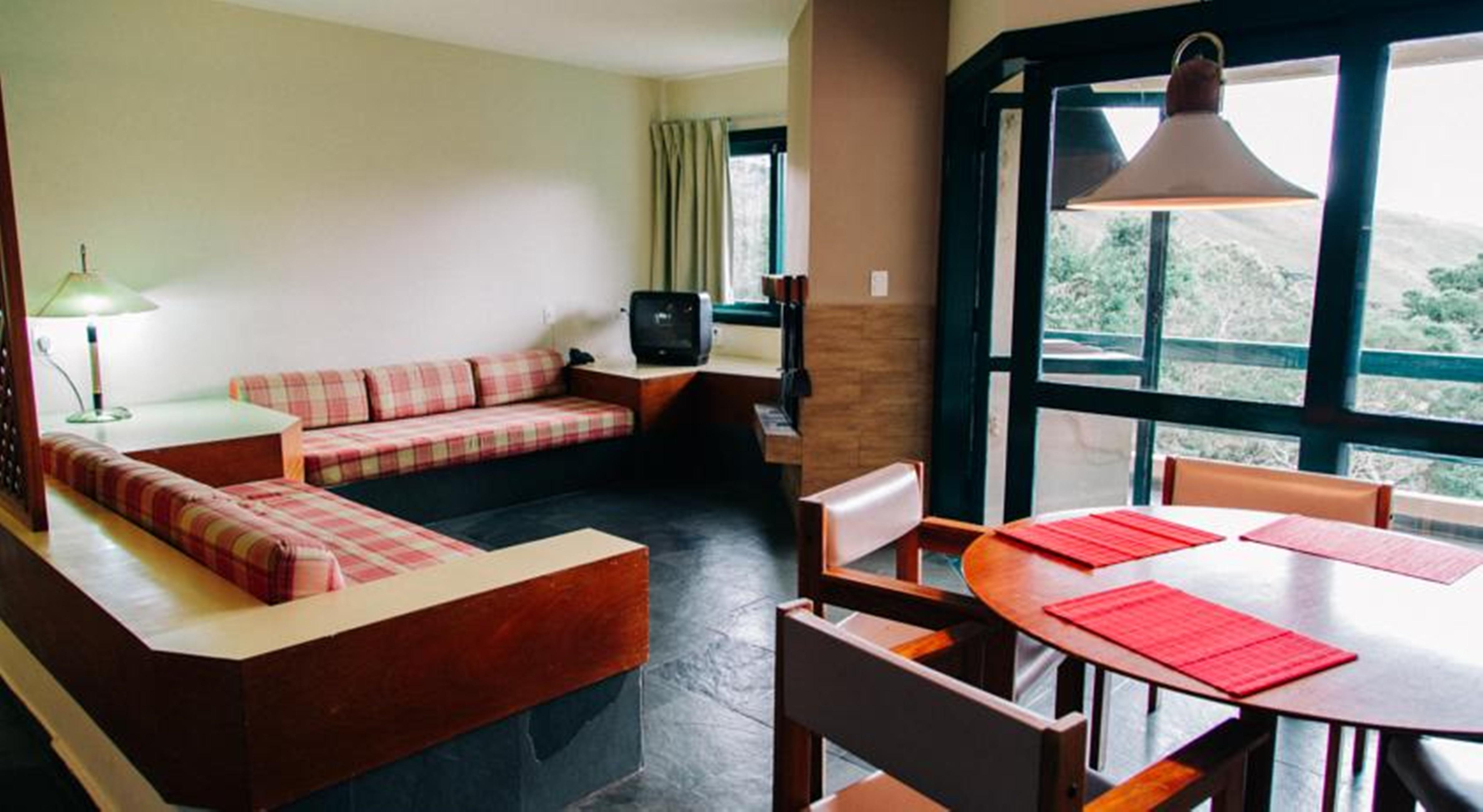Plaza Week Hotel 2*