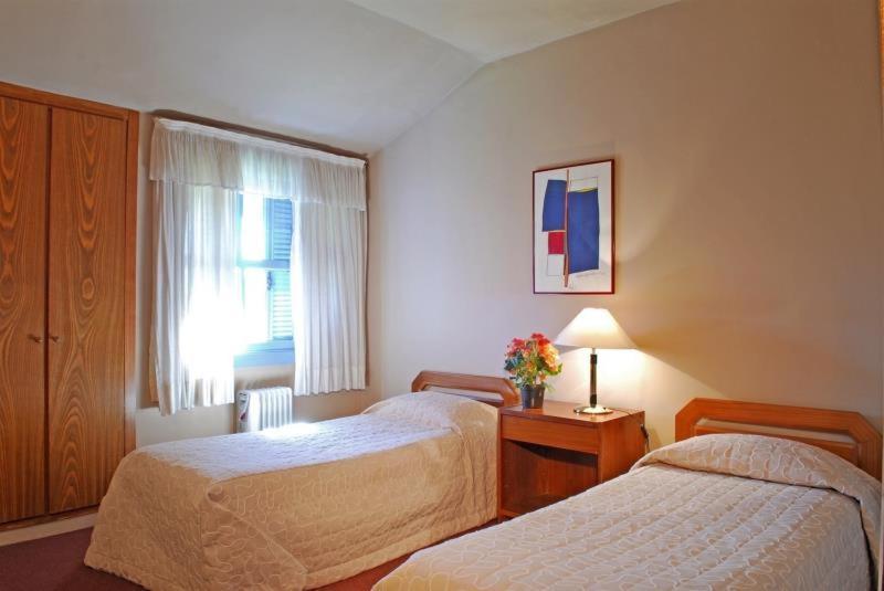 Plaza Week Hotel